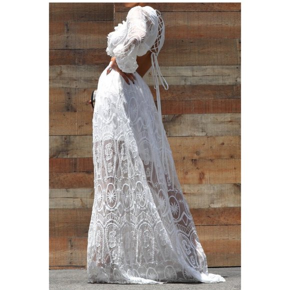Bohemian White Embroidered Lace Cut Out Lace Up Back Boho Maxi Dress - Picture 6 of 8